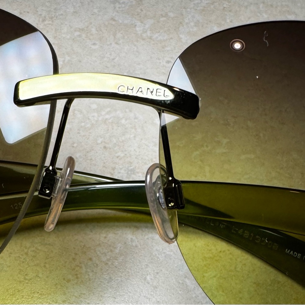 Authentic Chanel #4038 Olive Gradient Rimless Sun… - image 2